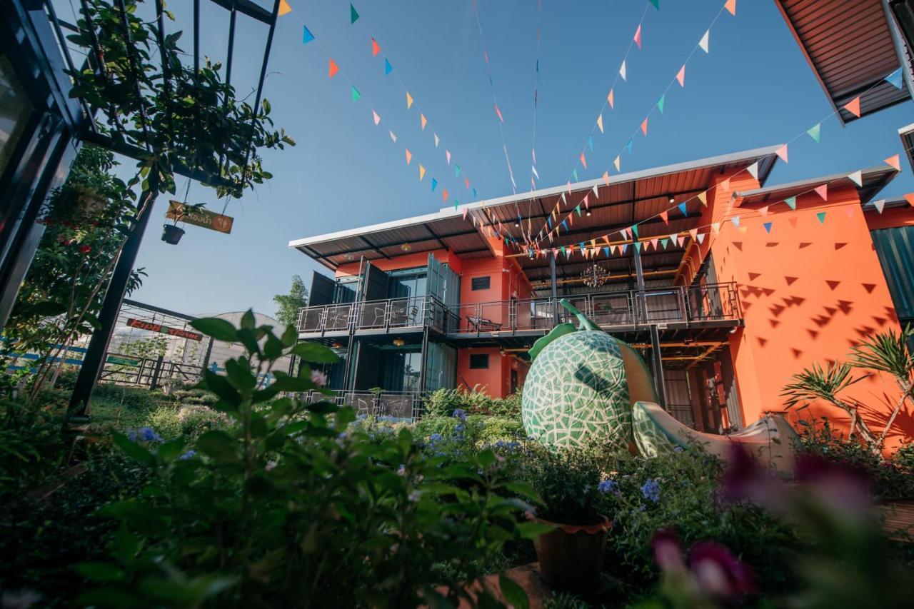 Kipbox Hotel Trang Exterior foto