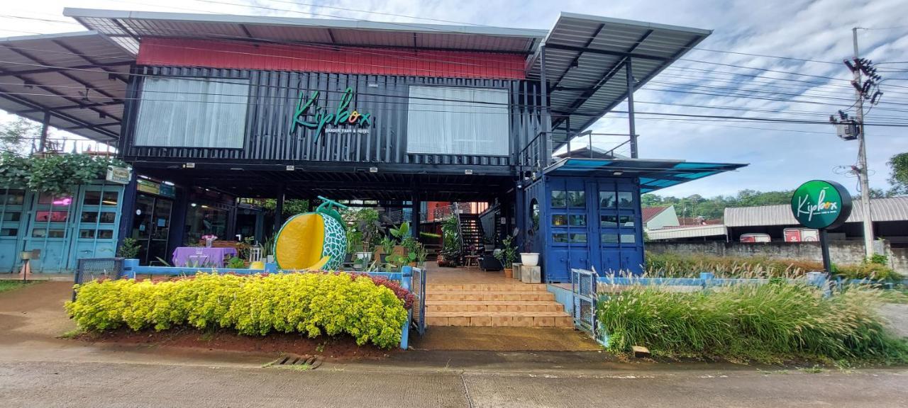 Kipbox Hotel Trang Exterior foto