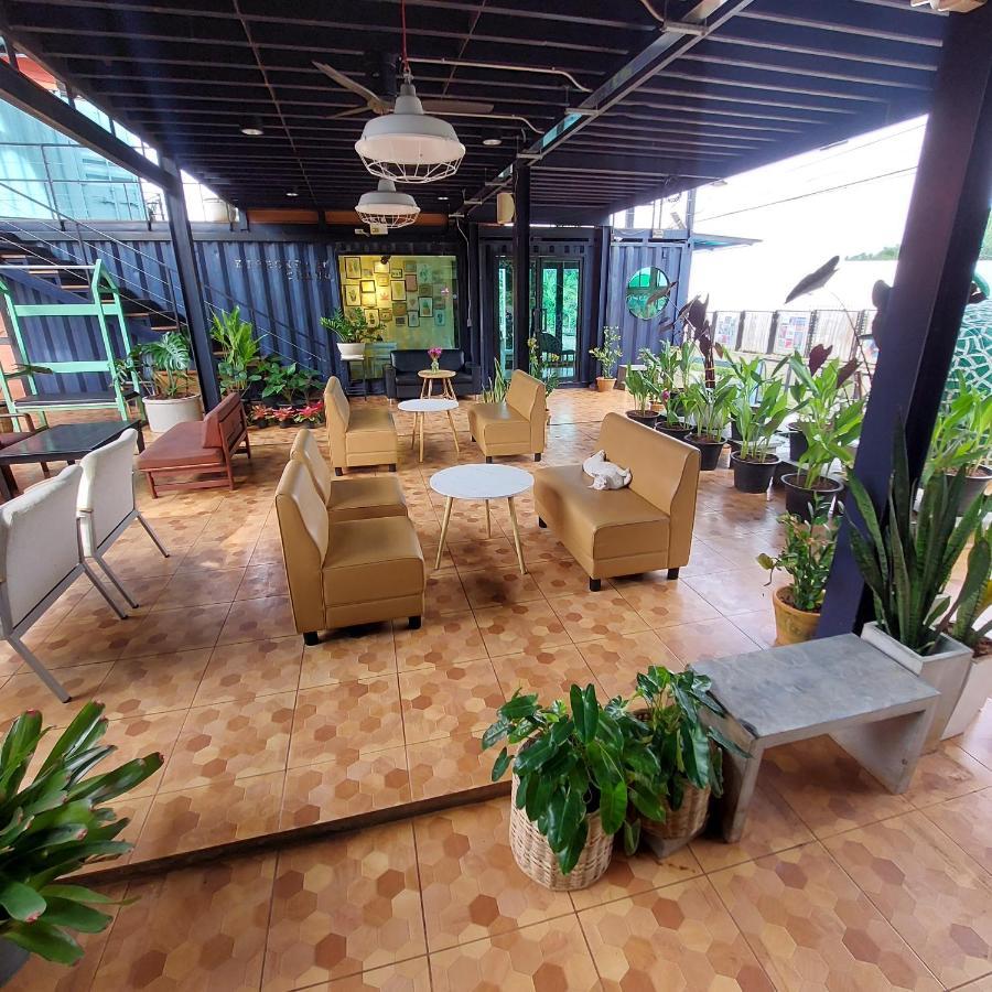 Kipbox Hotel Trang Exterior foto